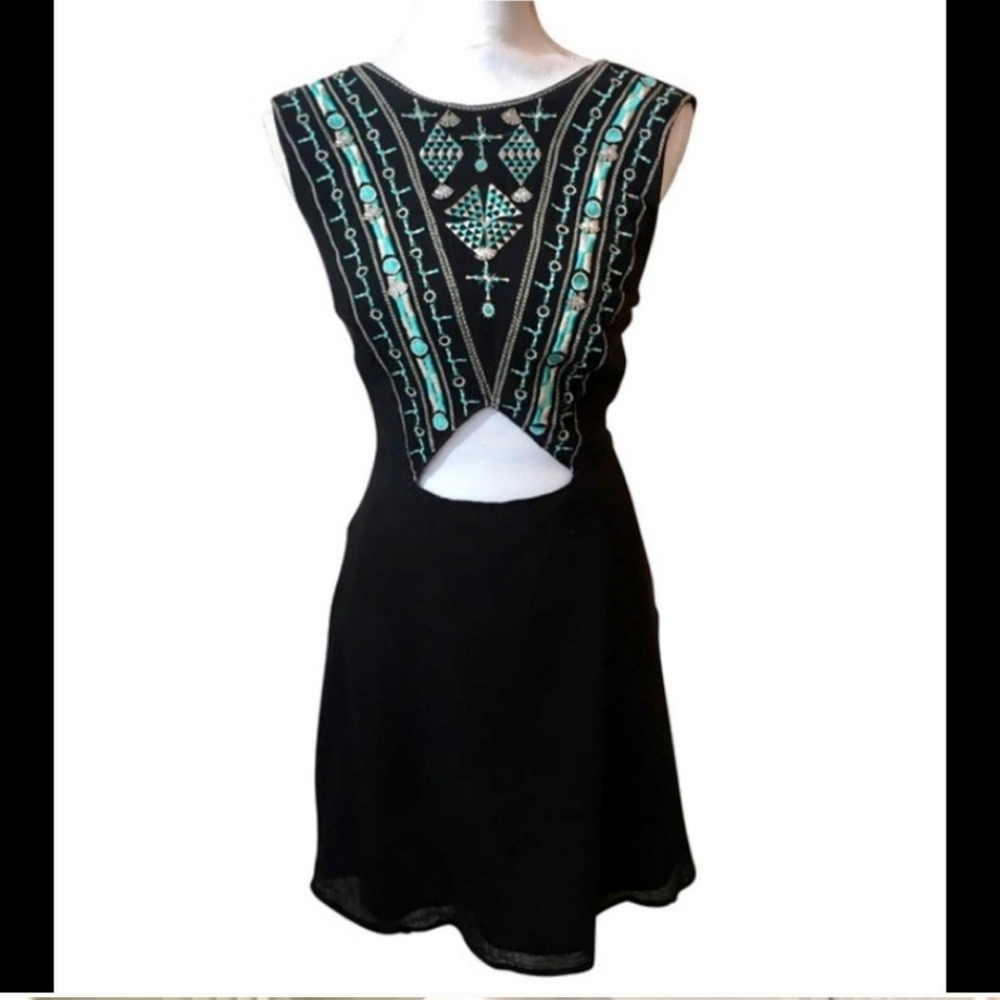 LEITH DRESS WITH TURQUOISE DETAILS
